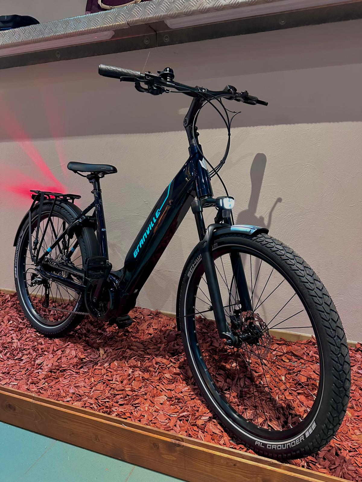 Granville · Vélo de ville électrique E-Terra Traffic