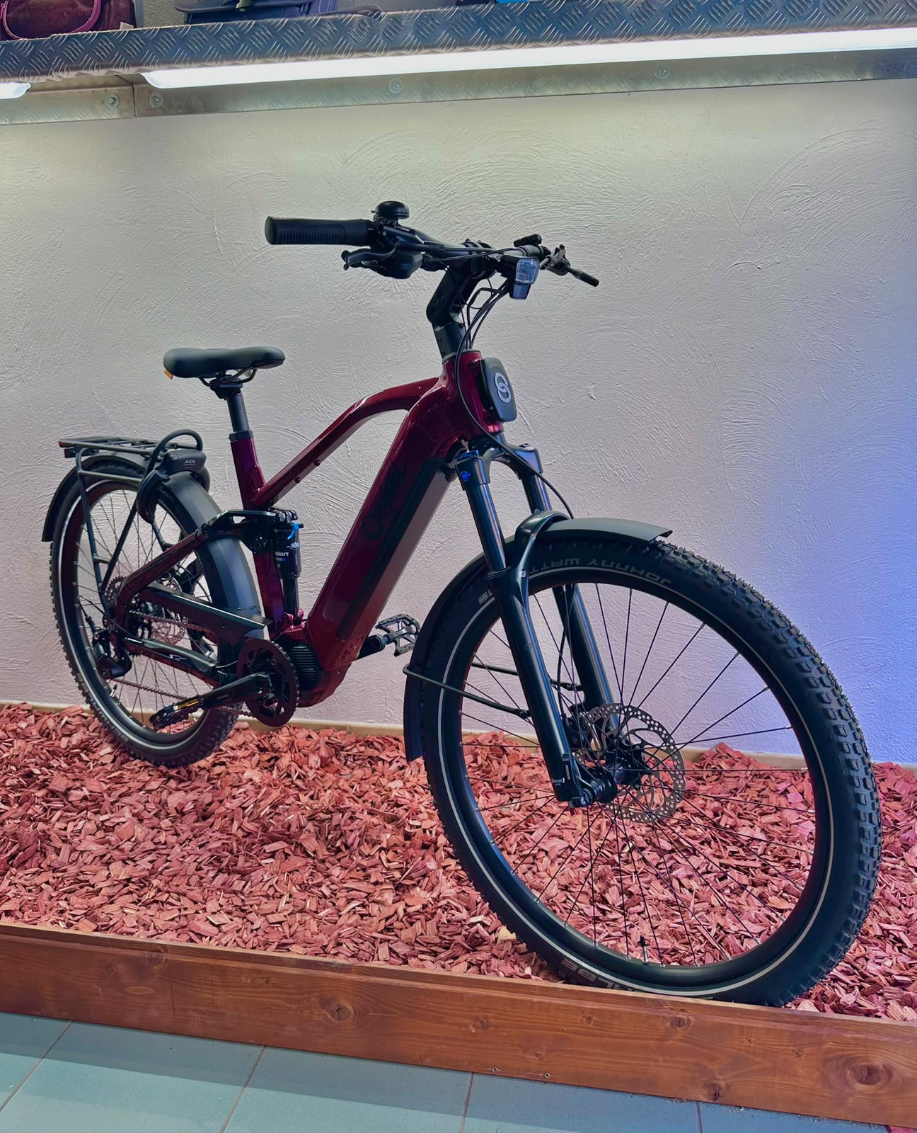 O2feel · VTC électrique tout-suspendu Vern FS 7 Adventure